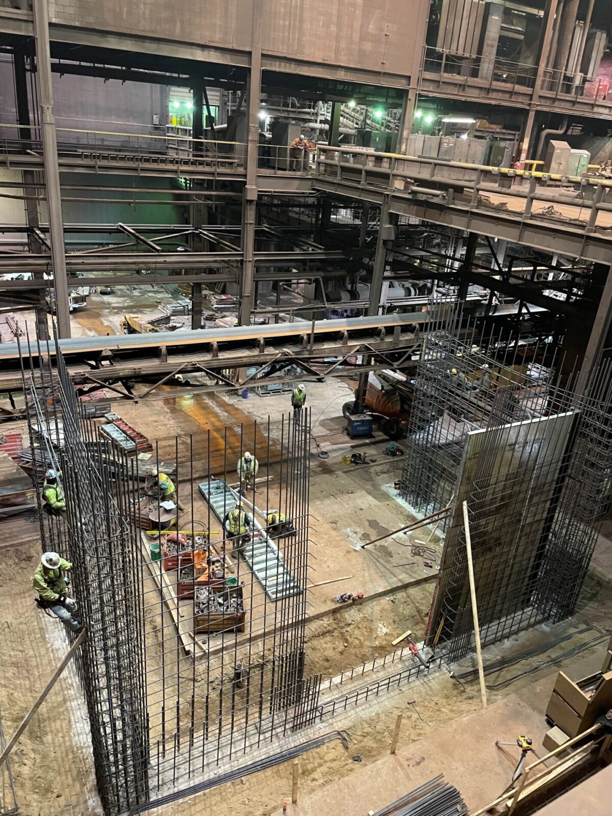 High Pressure Grinding Roll (HPGR) installation at the Tilden Mine